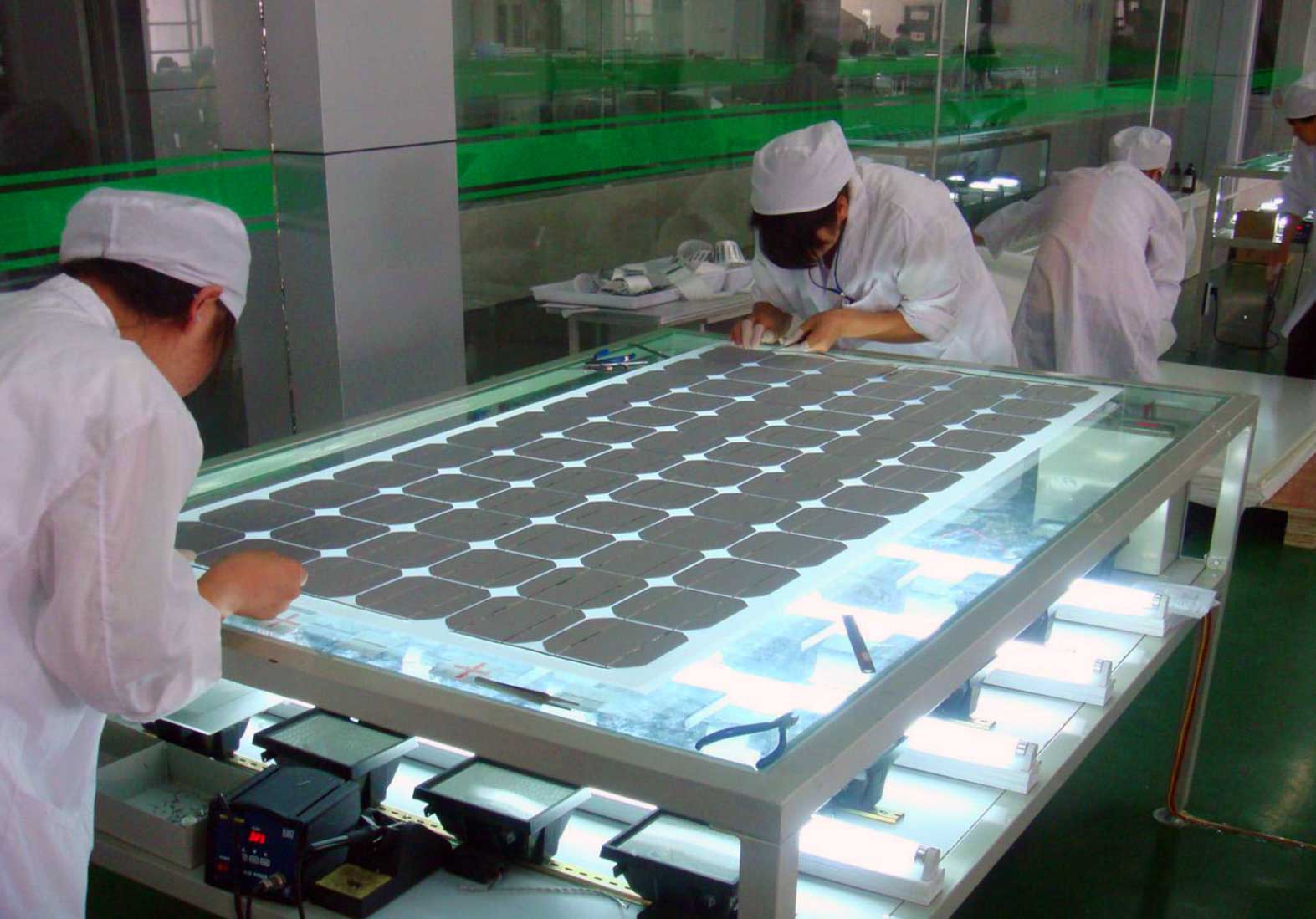 производство солнечных панелей
